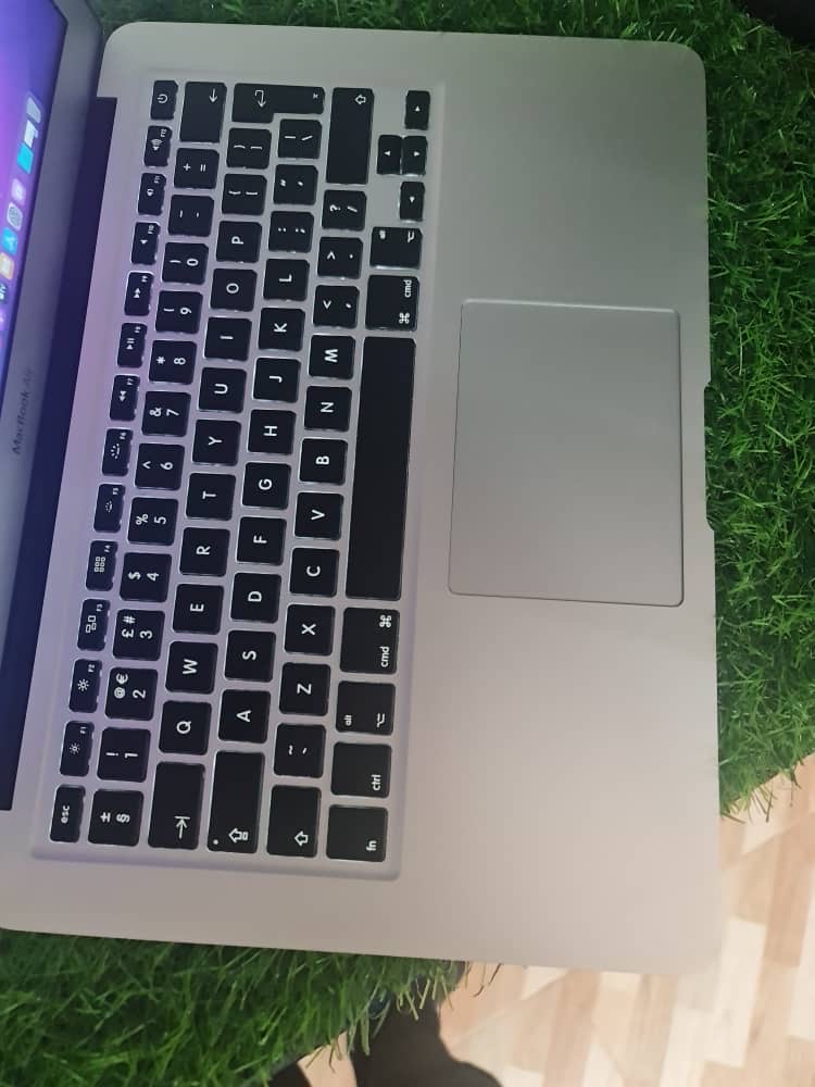 Apple MacBook 256gb Uk Used