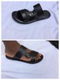 leather sandals / slippers
