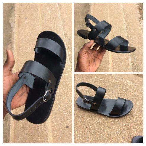 leather sandals / slippers