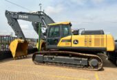 John Deere E330 Excavator in Ghana