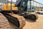 John Deere E330 Excavator in Ghana